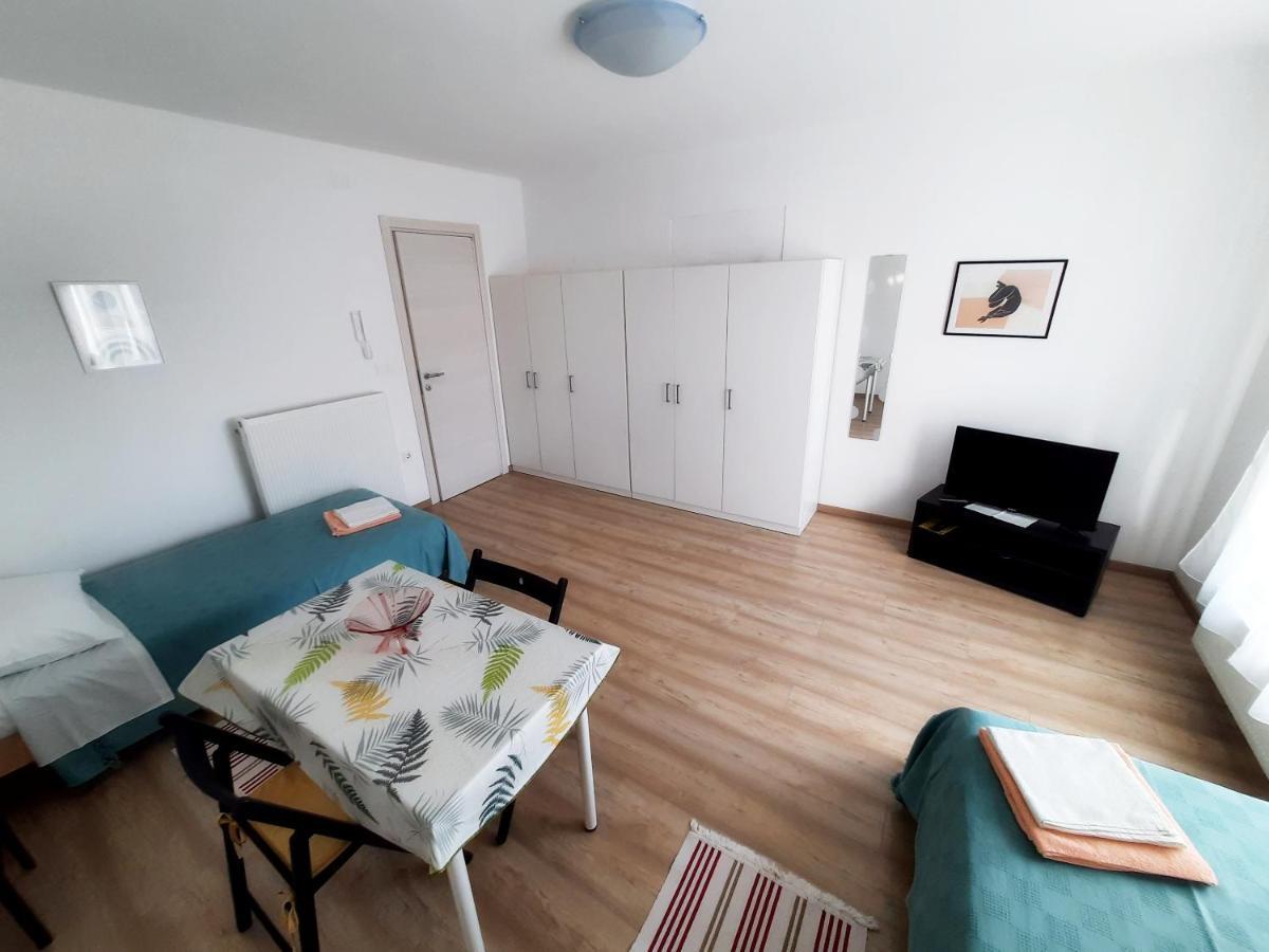 Argonauti With Free Parking Apartman Póla Kültér fotó