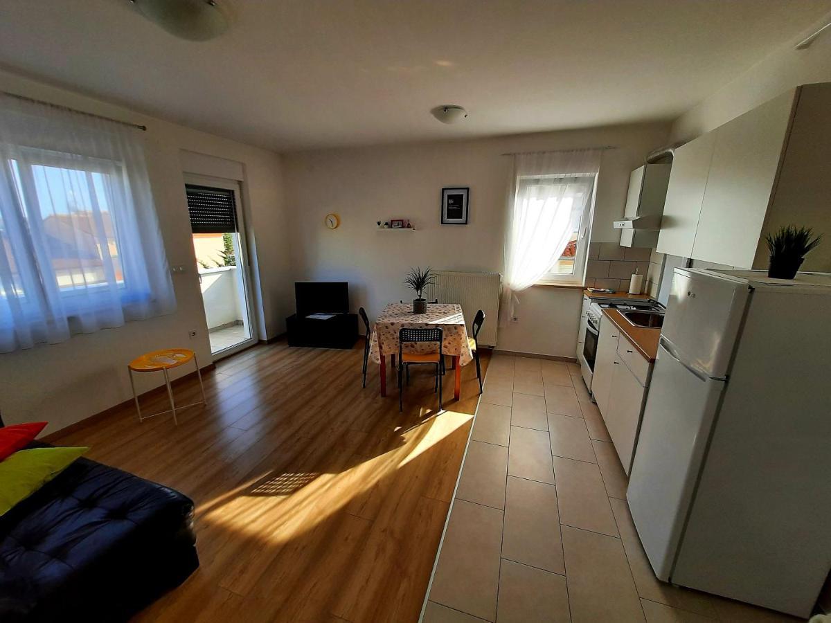 Argonauti With Free Parking Apartman Póla Kültér fotó