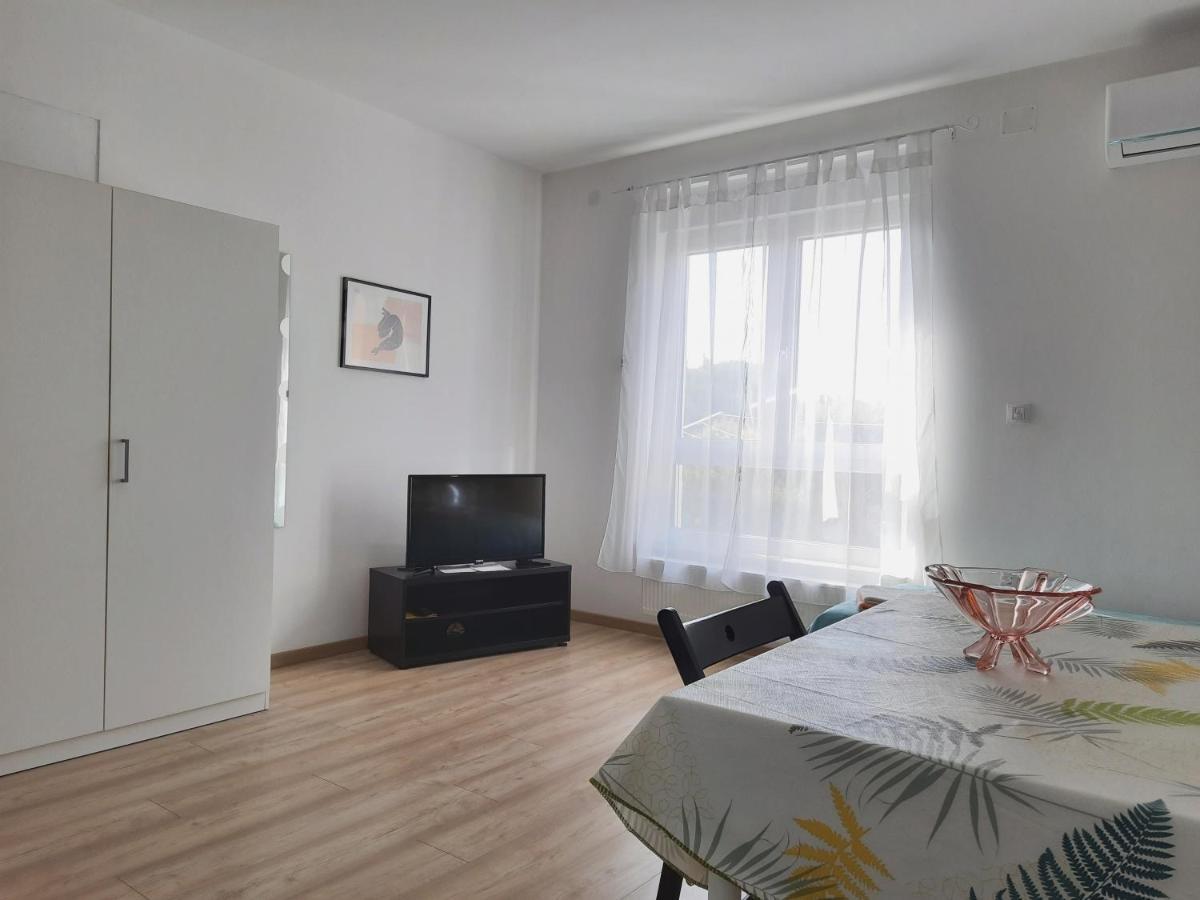 Argonauti With Free Parking Apartman Póla Kültér fotó